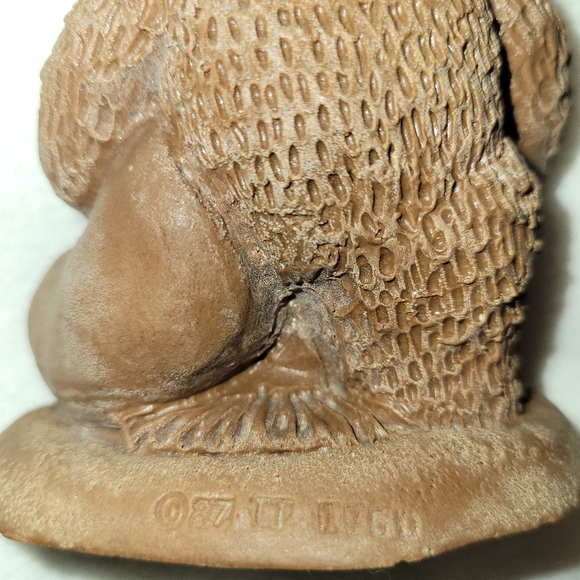 Vintage 1987 #1750 Pecan Resin Ski Bear Figurine with Base - Picture 4 of 9